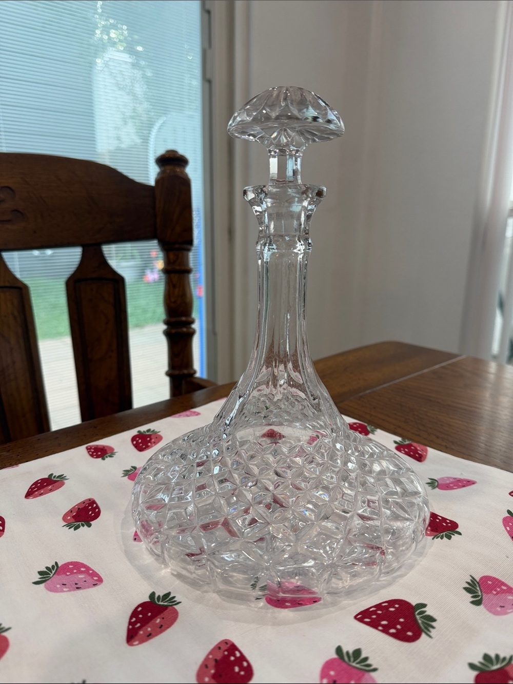 Cut Crystal Glass Decanter - Clear